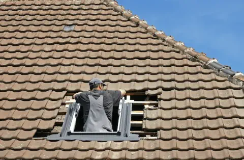 Pose de velux - Sablons sur Huisne